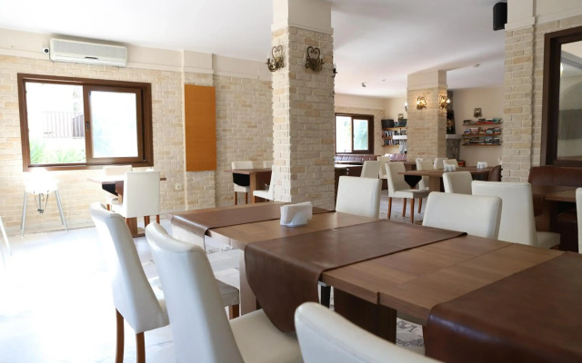 Hotel Binlik