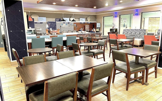 Holiday Inn Express Hershey Harrisburg Area