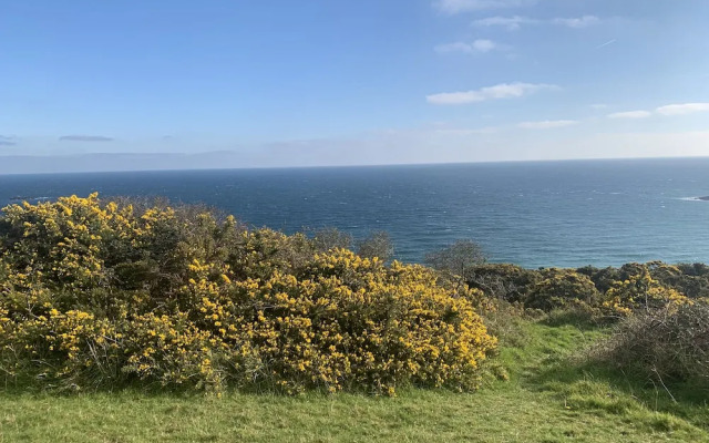 Mevagissey Holiday Home - sea View and Parking