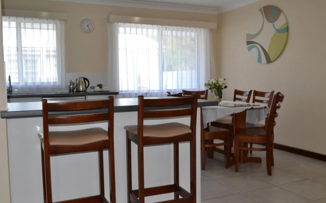Dolphin Lodge
