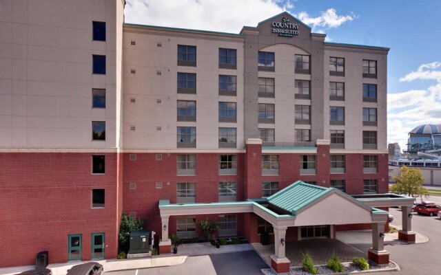 Country Inn & Suites by Radisson, Niagara Falls, ON