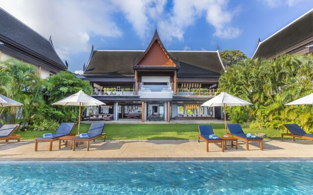 Villa Aye