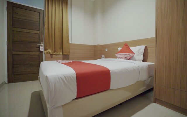 OYO 415 Kartini 8 Residence