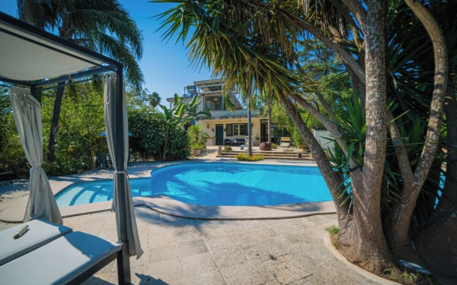 Villa Civico 32 Near The Sea With Pool