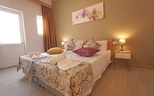 Mare Civitas Apartments