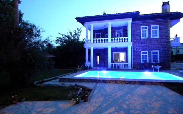 Villa Akinci