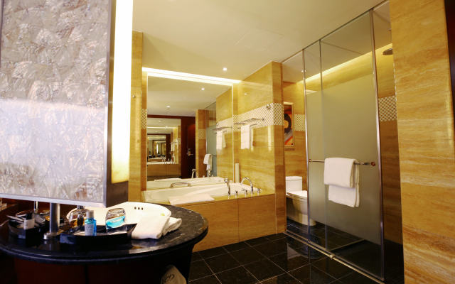 Zhuhai Charming Holiday Hotel