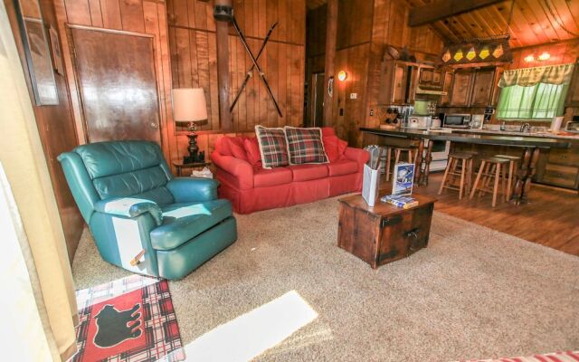 Forest Edge Retreat