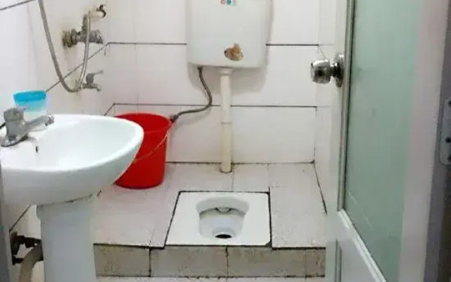 Qiyang Huijia Hotel (State Grid)