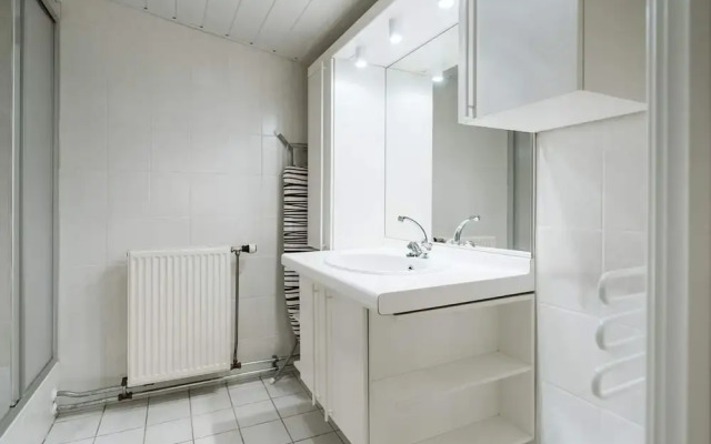 Attractive Bungalow in Ouddorp With Garden