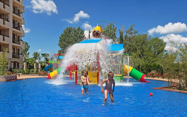 Cascadas Family Resort