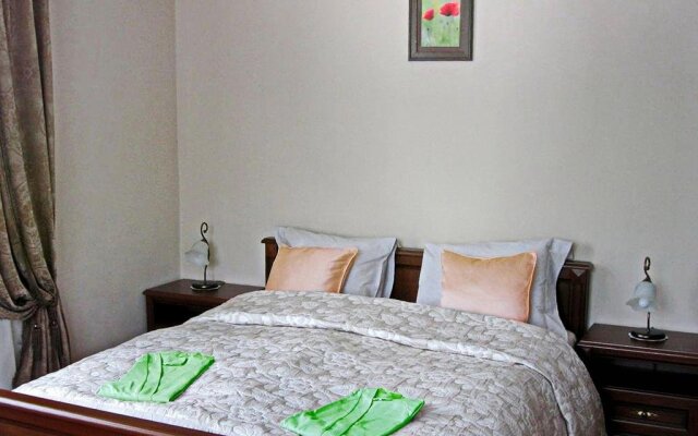 Pauza Guest House