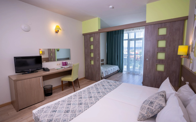 Aqua Nevis Club Hotel - Image 2