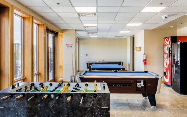 Lake View Ski Chalet