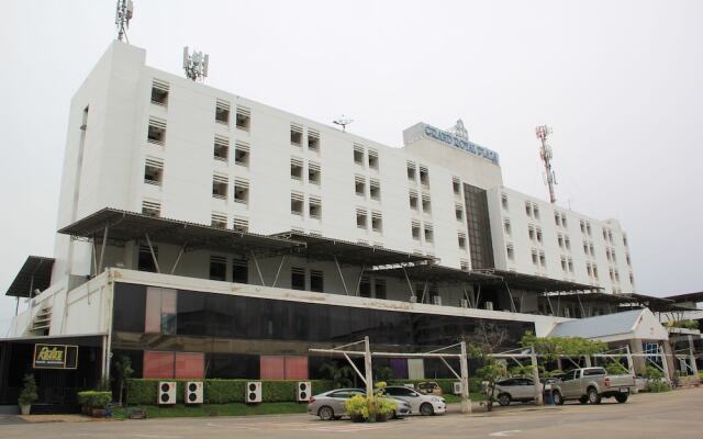 Grand Royal Plaza Hotel