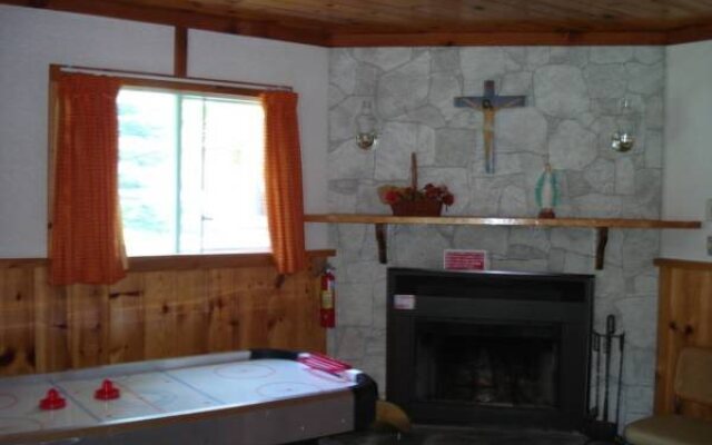 Agia Maria Inn & Resort