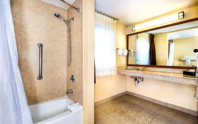 Quality Suites Orlando - Convention Center Area