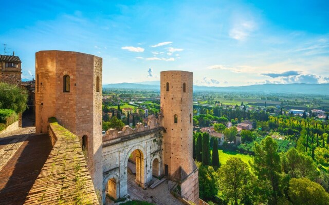 Topaz Apt City Center