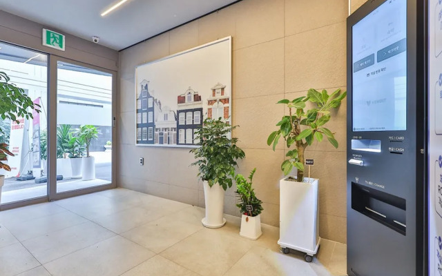 Green B' Hotel