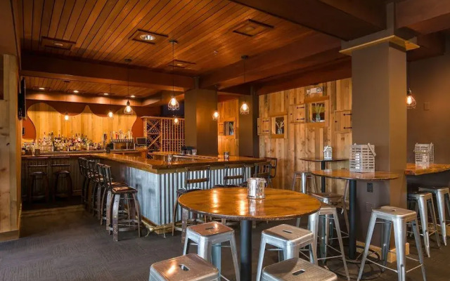 Sugarloaf Mountain Hotel