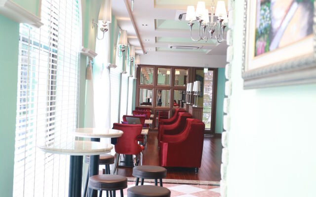 Aleex Villa