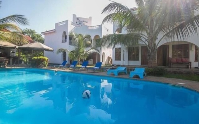 Diani Breeze Villas