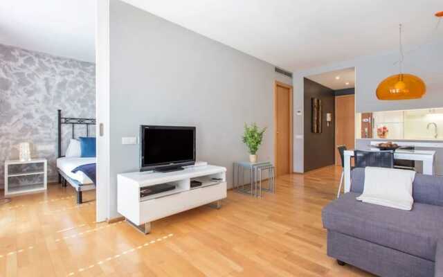 Stylish 1 Bedroom Flat Near La Sagrada Familia