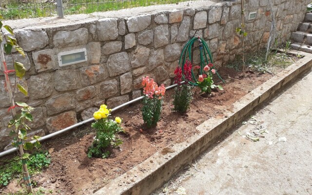 Luxury 2-bed House in Pefkali