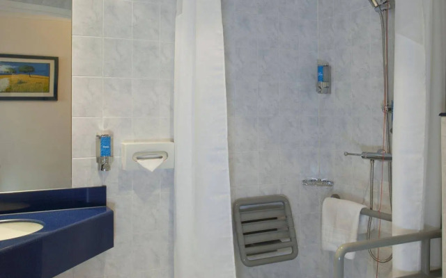 Holiday Inn Express Droitwich Spa by IHG