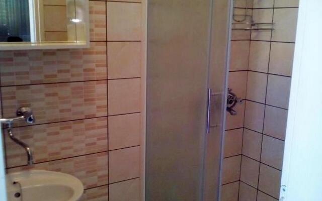 Apartments Neva in Brodarica