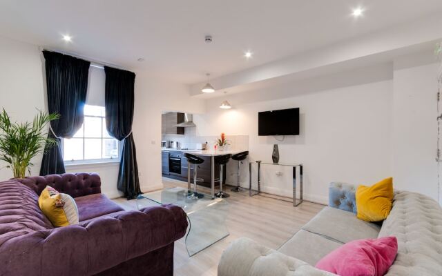 43 Knight Street Apartments
