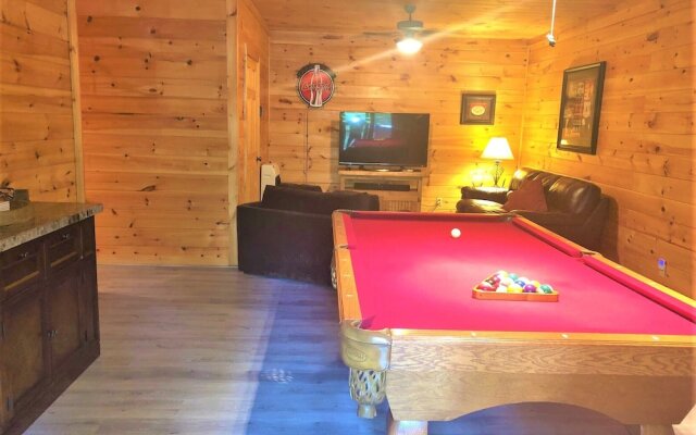 Snuggled Inn - Blue Ridge Ga