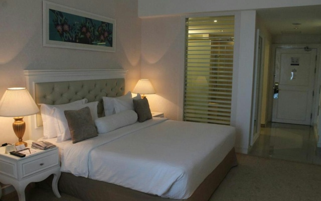 Royale Chulan Damansara - photo 3