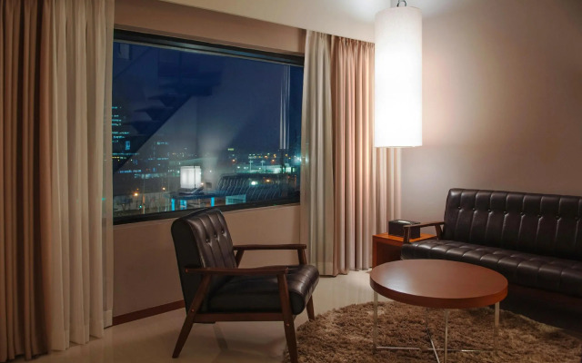 Top Cloud Hotel Gwangju