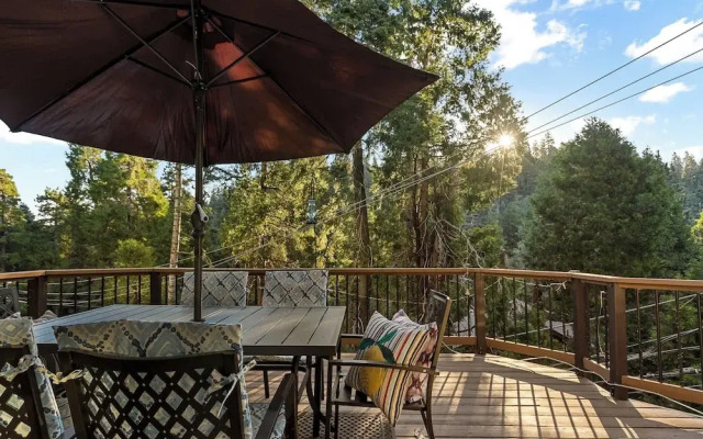 The Leehive Near Lake Arrowhead Village