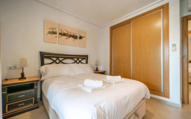 Confortable 2 Bedroom Groundfloor Apartment - PA703LT