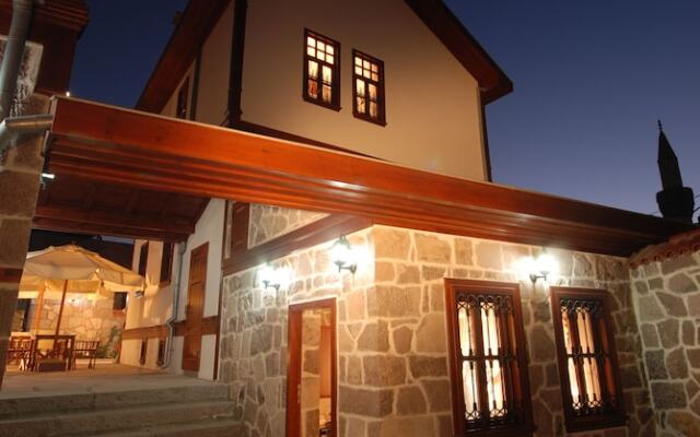 And Hotel