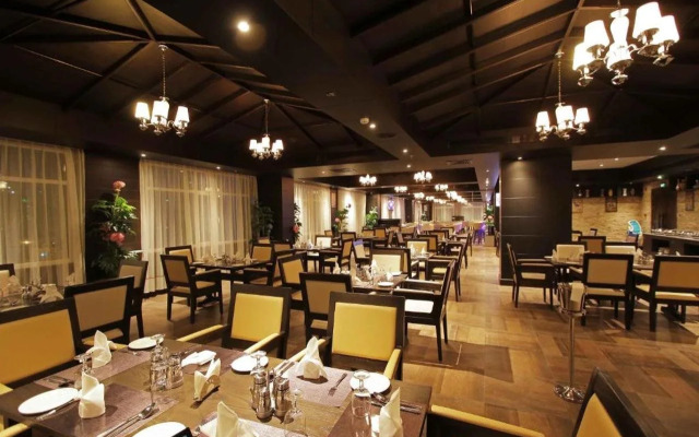 Park Regis Lotus Hotel