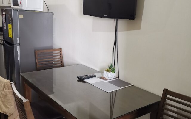 OYO 433 PBYY at Green Residences Condotel