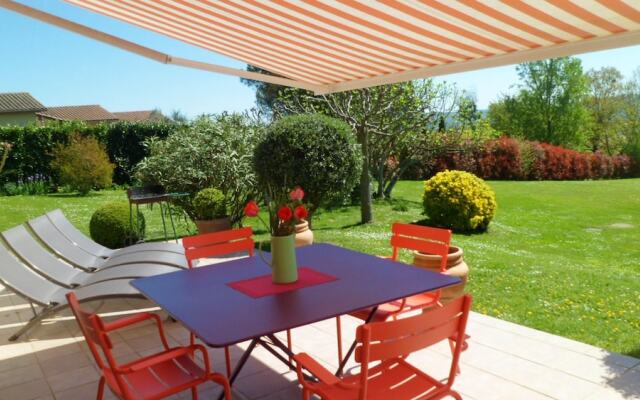 House With 2 Bedrooms in Monlaur-bernet, With Furnished Terrace