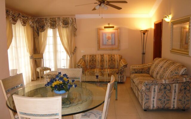 La Quinta Villas