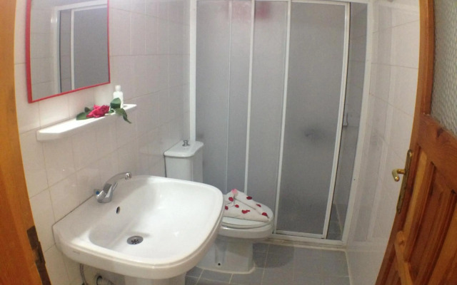 Semiz Apart Hotel
