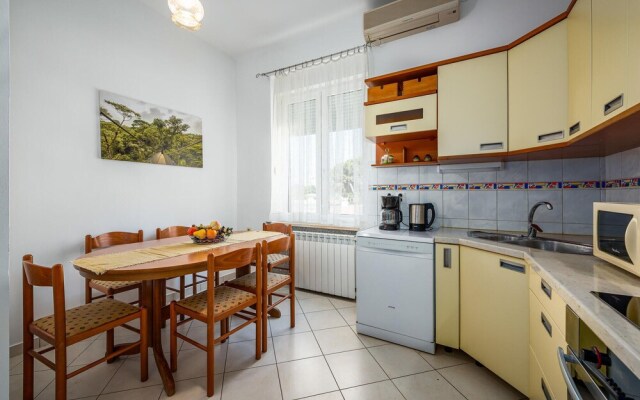 Awesome Home in Umag With Wifi and 3 Bedrooms