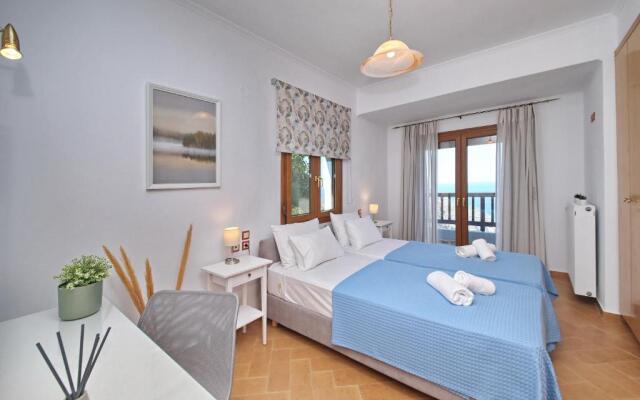 Villa Margini, Aegean Views , Pool Villa, Skopelos