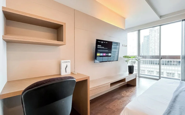 Spacious and Comfy Big Studio Apartment at Kemang Mansion