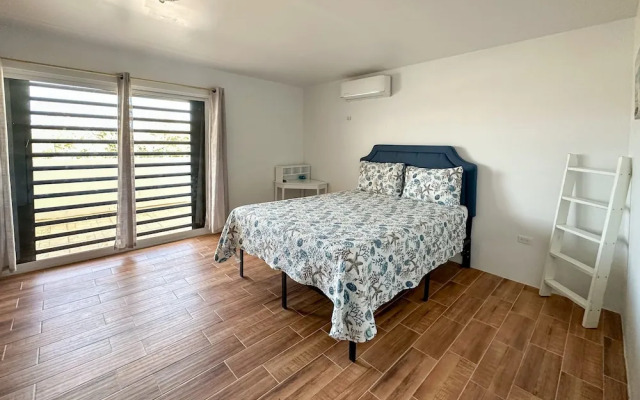 Spacious 3BR House Near Iconic Sandy Beach