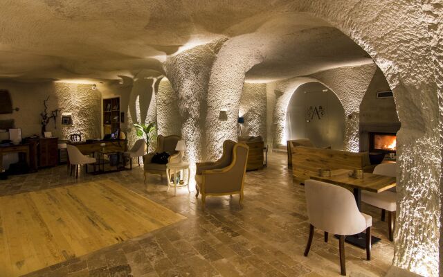 Azure Cave Suites