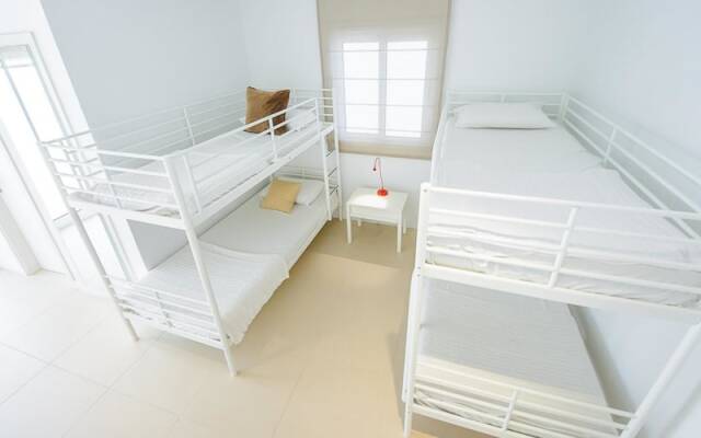 Rent Private Villa 100