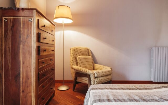 Delightful Holiday Home in Castelleto Ticino with Hot Tub