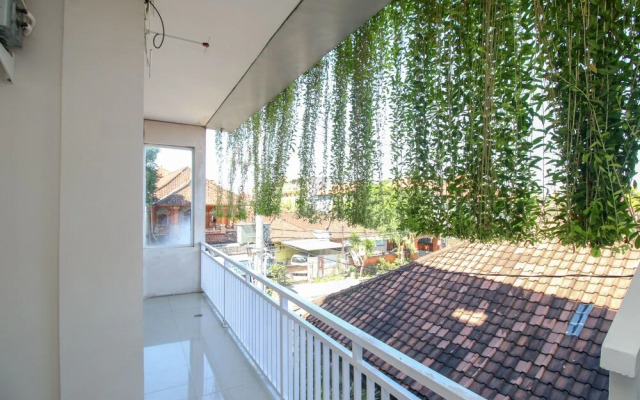 Airy Denpasar Timur Kembang Matahari Satu 123 Bali